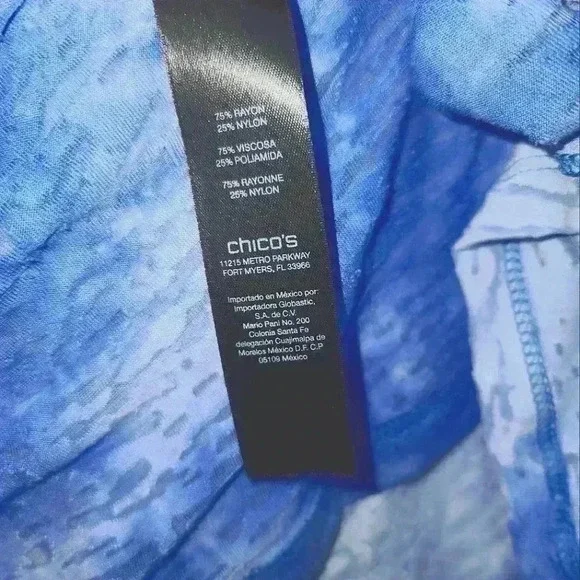 Chico’s Tie-Dye Print Ruana Wrap size L/XL - Picture 6 of 6